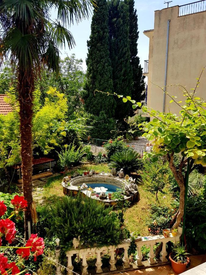 Roso Appartement Gradac  Buitenkant foto